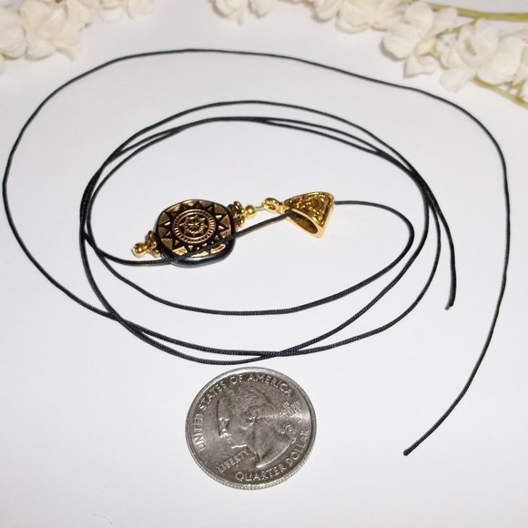 Necklace Pendant Black & Gold Adjustable Size 5276 - Picture 4 of 8